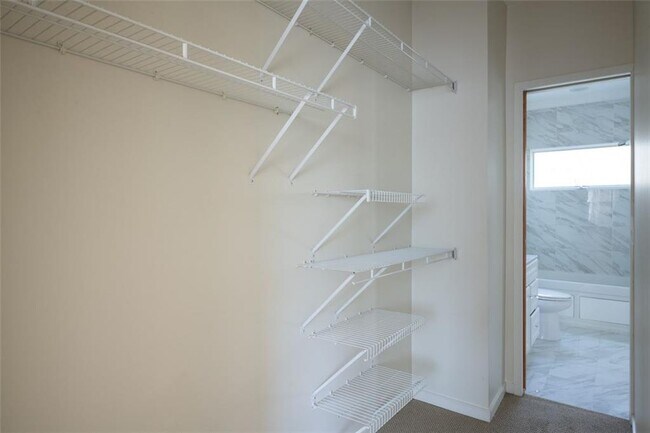 Building Photo - 2463 Field Way