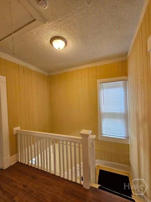 Building Photo - 714 W 38th St