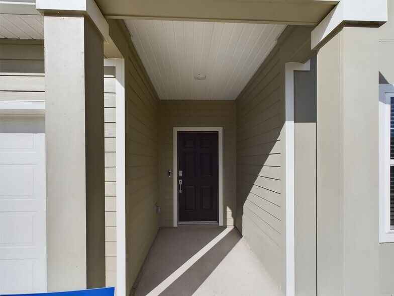 Building Photo - 6559 SW 89th Loop