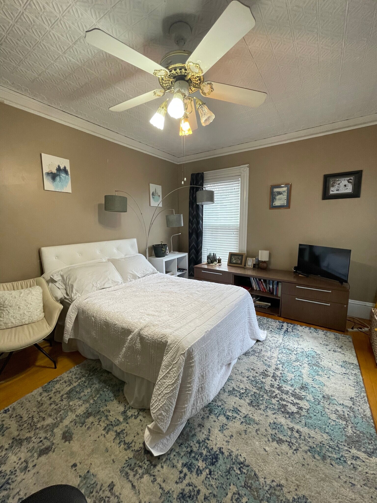 Bedroom - 395 Hanover St