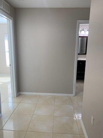 Building Photo - 9975 Bishop Creek Way