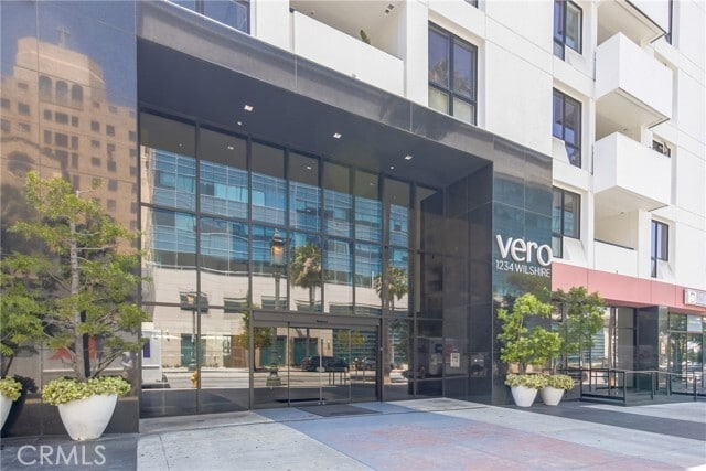 Building Photo - 1234 Wilshire Blvd