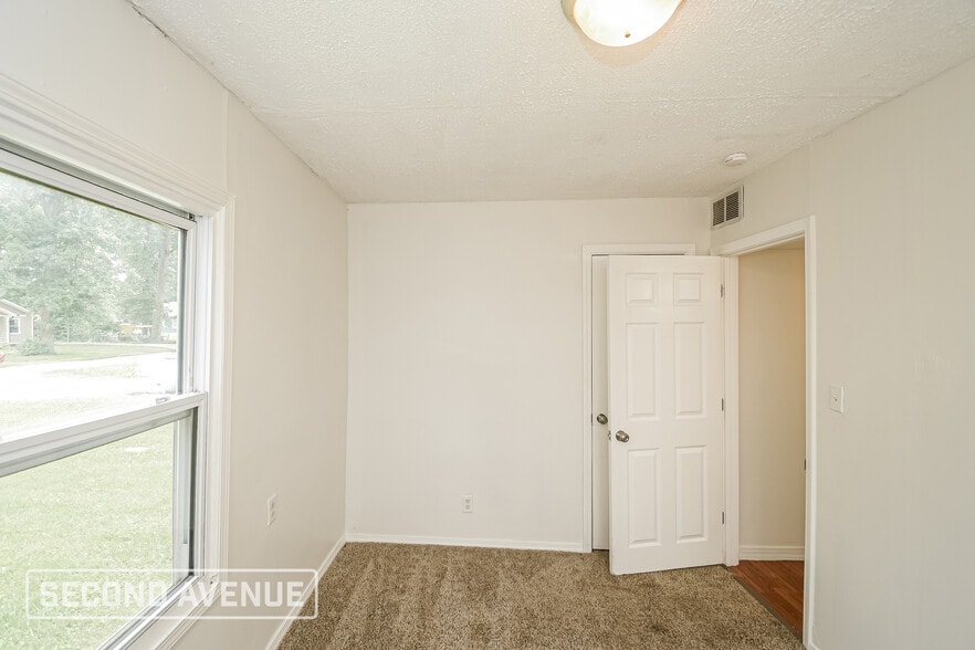 Building Photo - 3636 N Whittier Pl