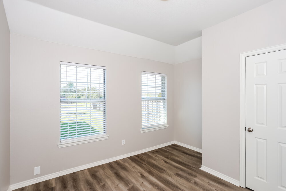 Building Photo - 7106 Sierra Way