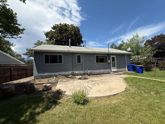 Building Photo - North Central 3 Bedroom Home
