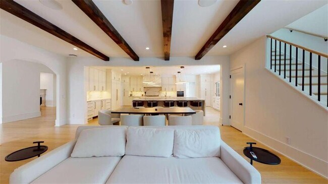 Building Photo - 3206 Arden Rd NW