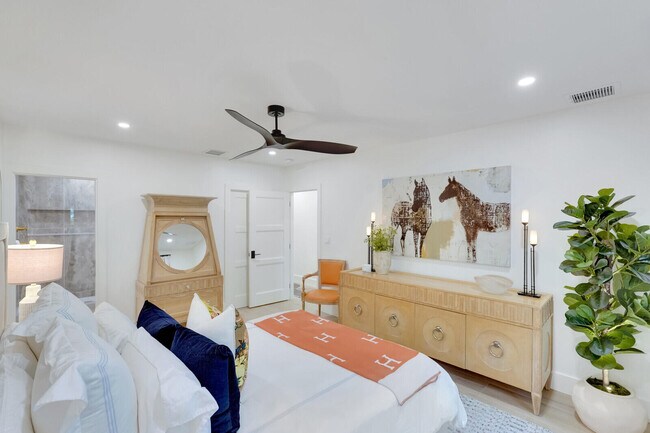 Building Photo - 2735 Polo Island Dr