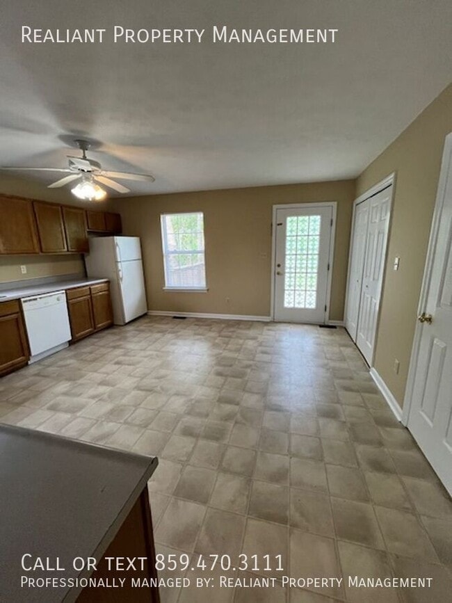 Building Photo - 155 Garnet Dr