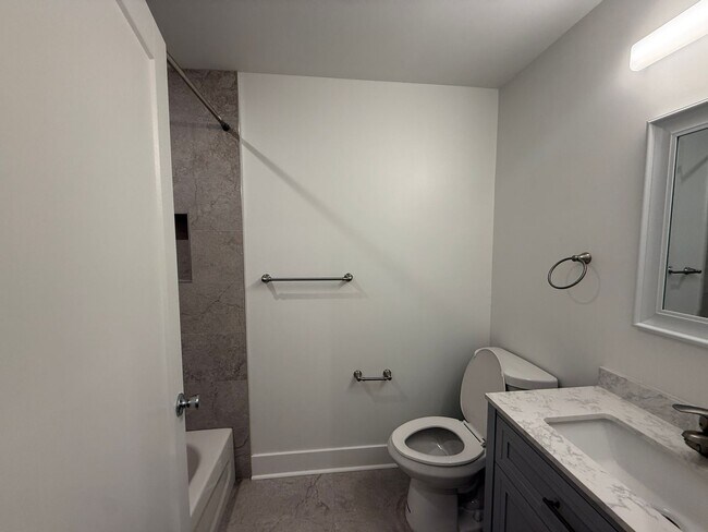 Building Photo - 1259 N 23rd St