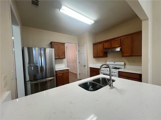 Building Photo - 2233 Worrall Hill Dr