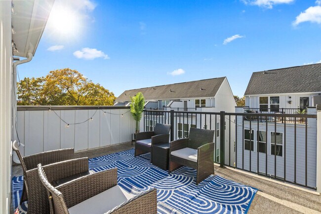 Building Photo - 3023 Jolene Ct