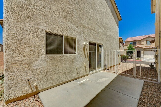 Building Photo - Quaint two-story home in a gated Las Vegas...