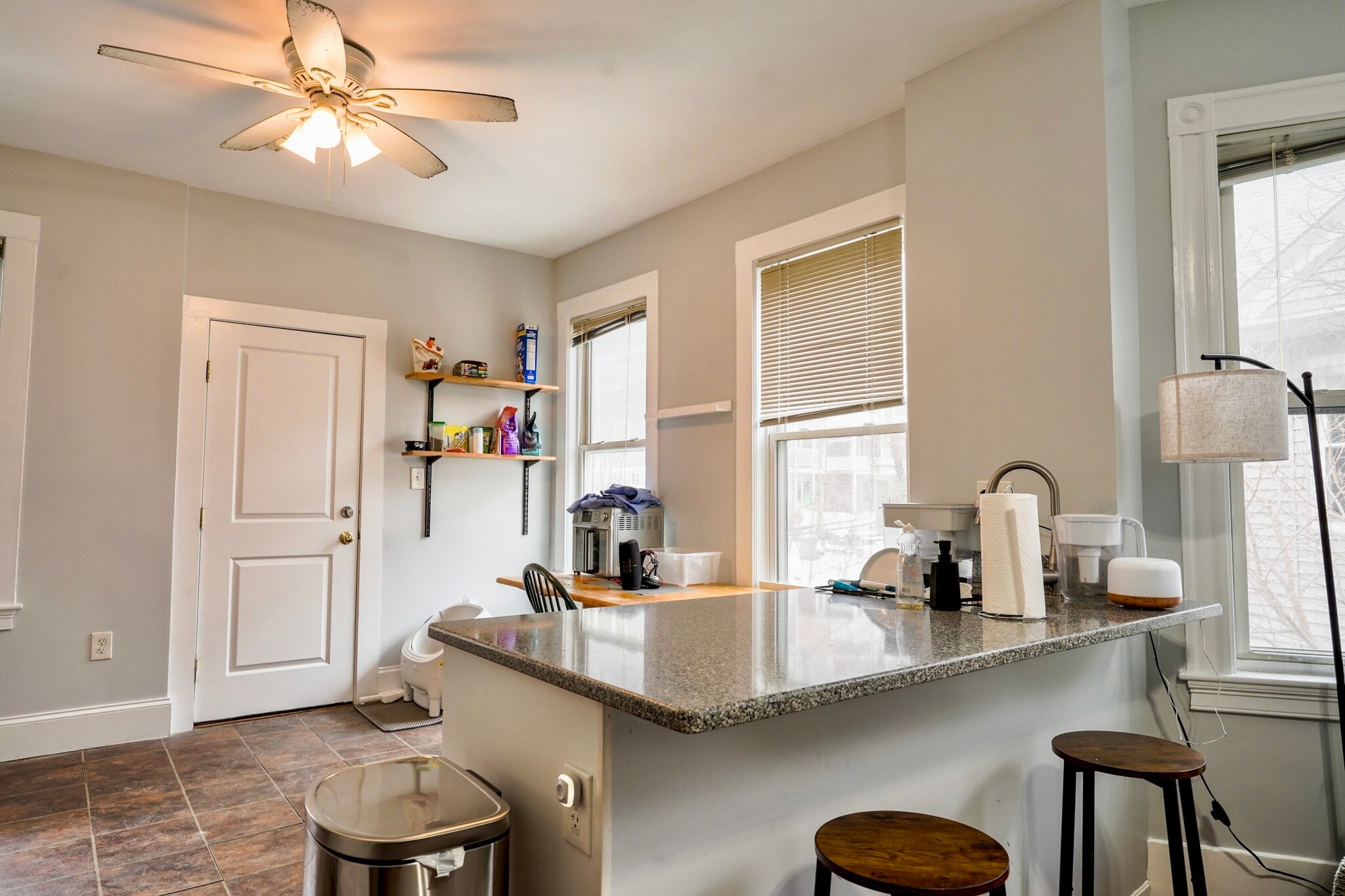 Building Photo - 108 Hillside St