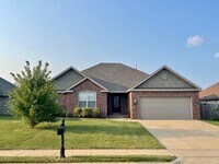 Building Photo - 1151 Coventry Ln