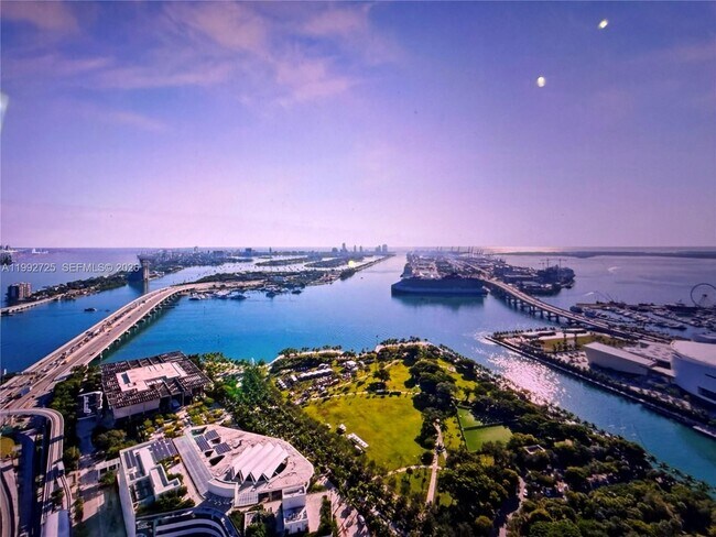 Building Photo - 1100 Biscayne Blvd