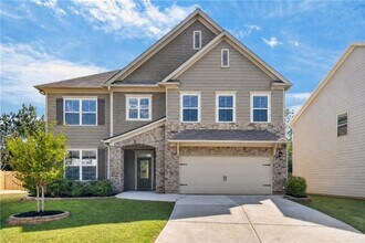 Building Photo - 205 Orchard Trail