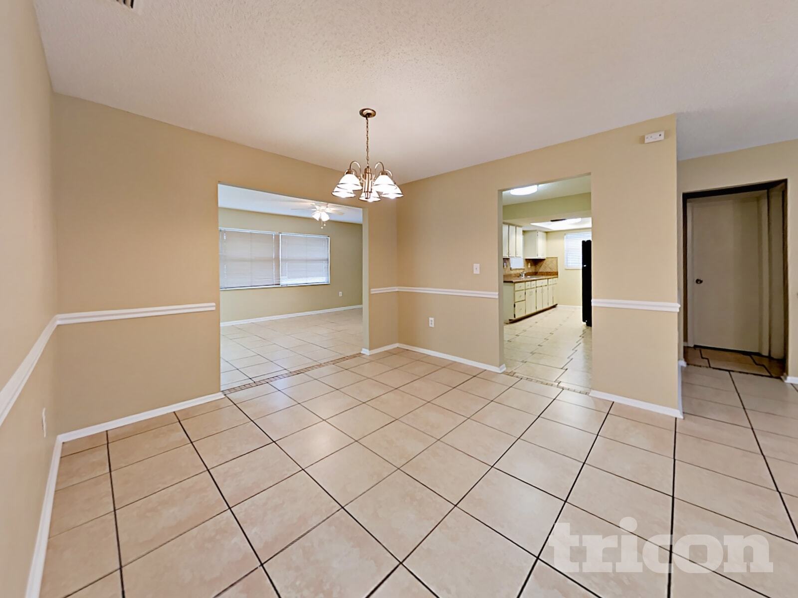 Building Photo - 6320 Moog Rd