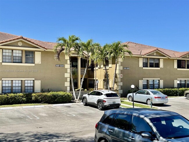 Building Photo - 2624 Riverside Dr