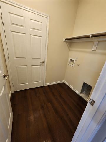 Building Photo - 5516 Del Rey Dr
