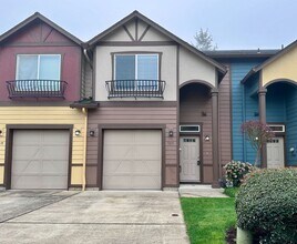 Building Photo - Beautiful 3 Bd 2.5 Ba Town Home by Vancouver Mall - SPECIAL JULY RENT FREE!