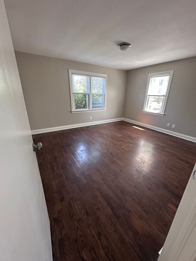 Building Photo - 313 Ginnie Ln