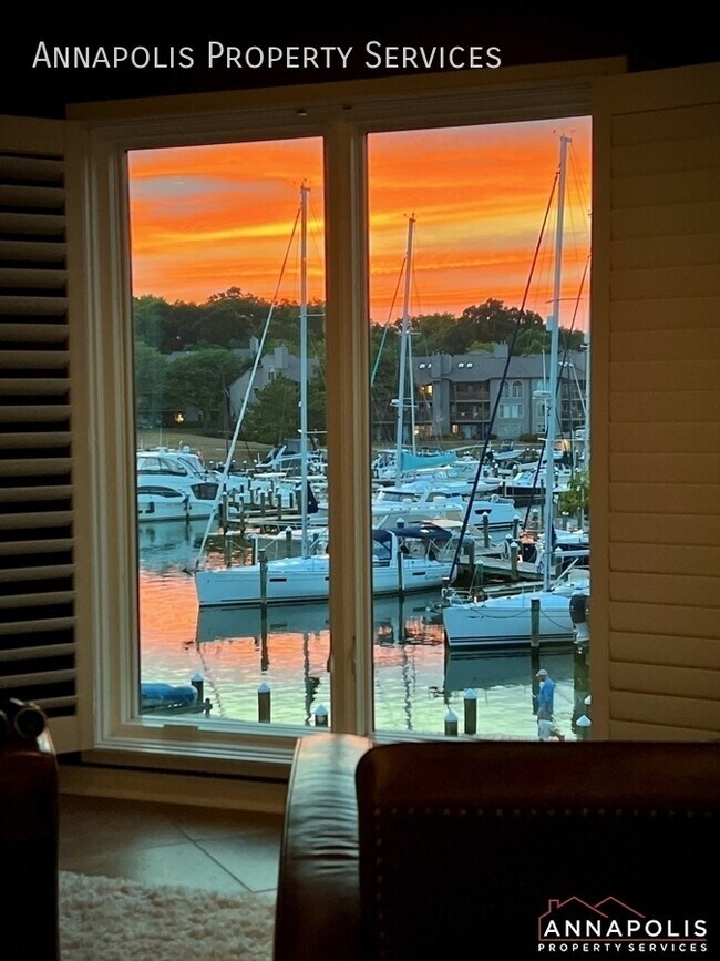 Building Photo - 2118 Chesapeake Harbour Dr