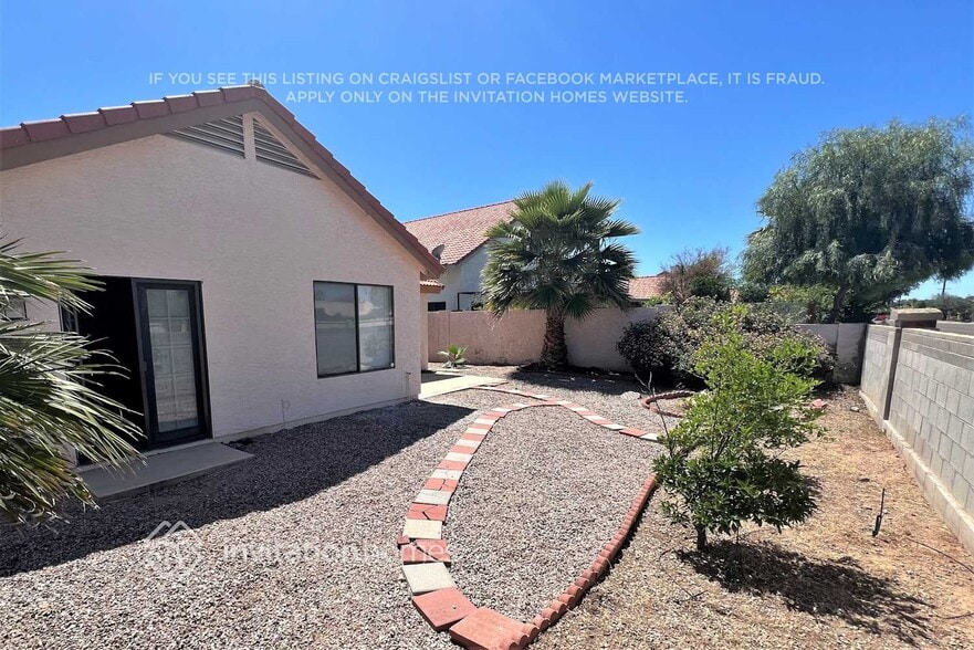 Building Photo - 1232 W Seascape Dr