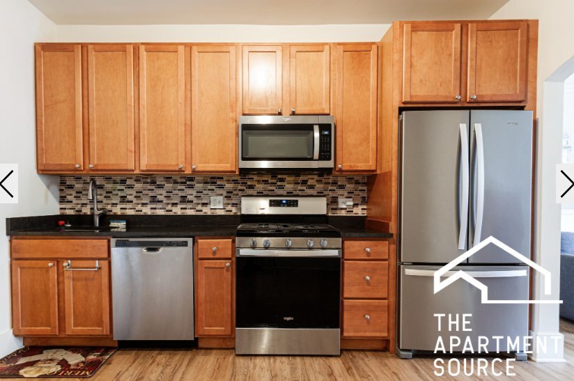 Building Photo - 908 W Belle Plaine Ave