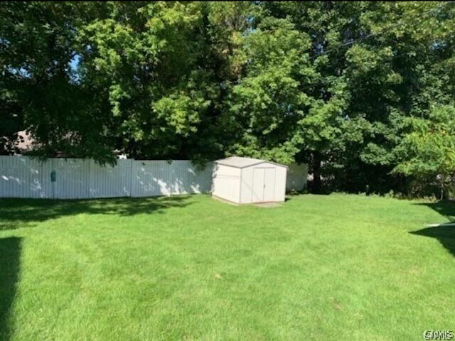 Building Photo - 904 Crawford Ave