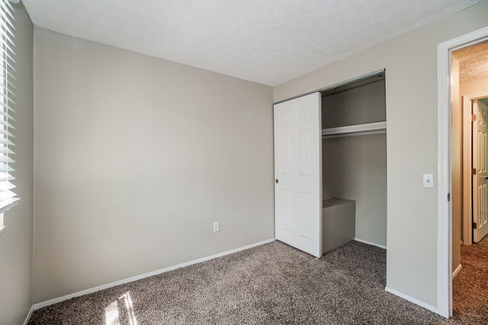 Building Photo - 5148 Cherry Creek Pkwy N