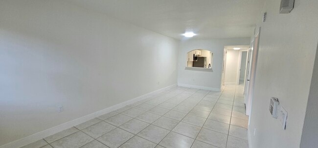 Building Photo - 3810 N Jog Rd