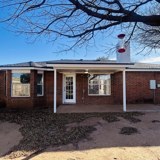 Building Photo - 6114 10th St