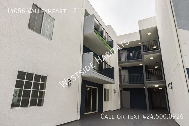 Building Photo - 14056 Valleyheart Dr