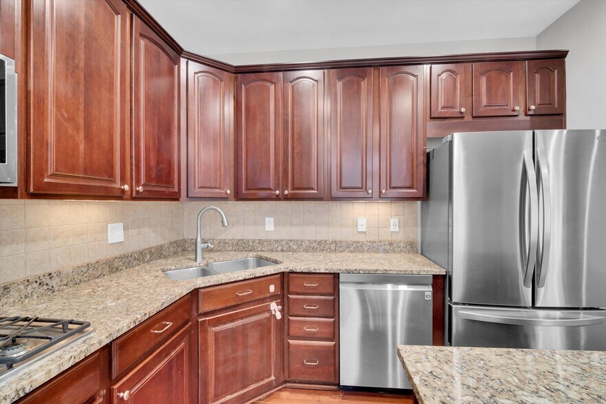 Building Photo - 7974 Vigne Ct