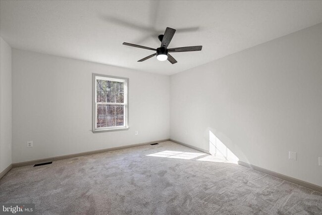 Building Photo - 209 Winchester Dr