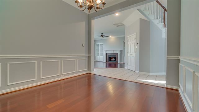 Building Photo - 4008 Kenwood Dr