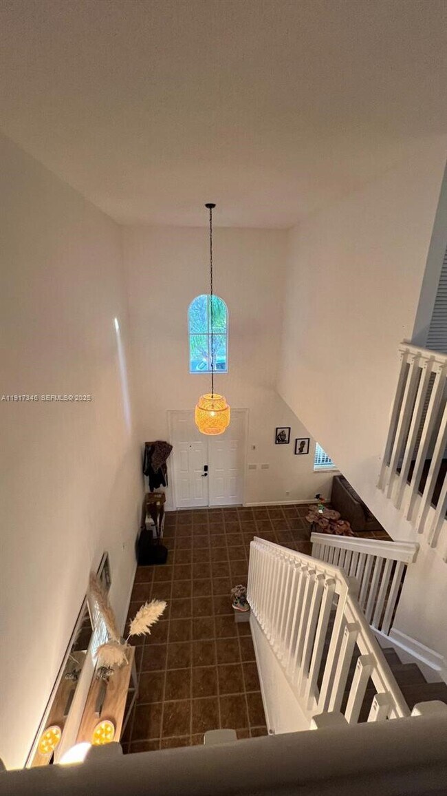 Building Photo - 1546 Sandpiper Cir