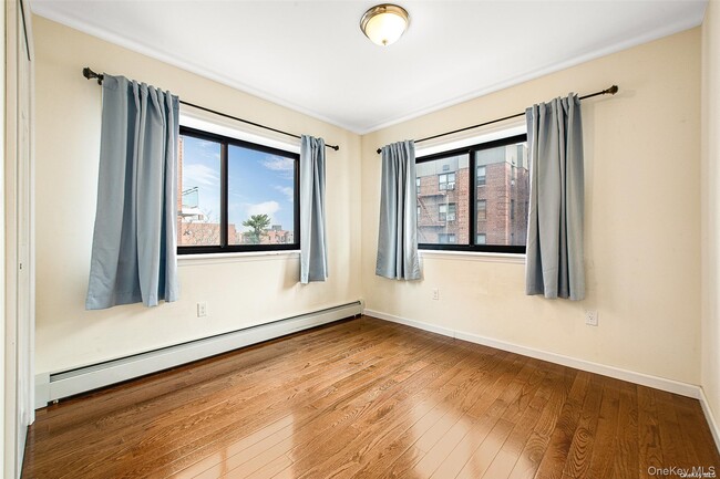 Building Photo - 94-11 65th Rd