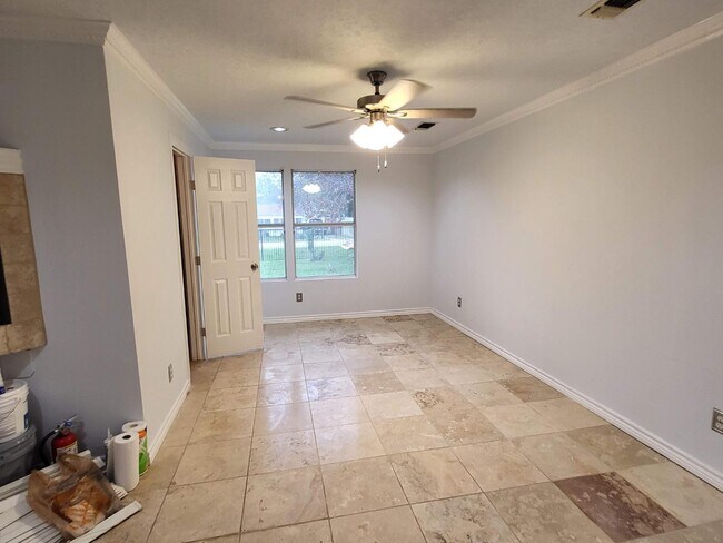 Building Photo - 10119 Chickasaw Ln