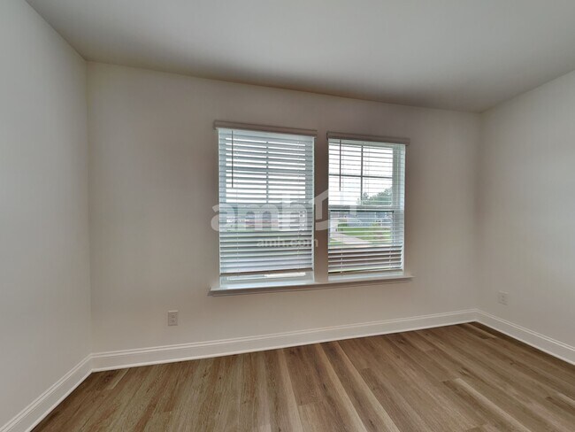 Building Photo - 4788 McDade Lane