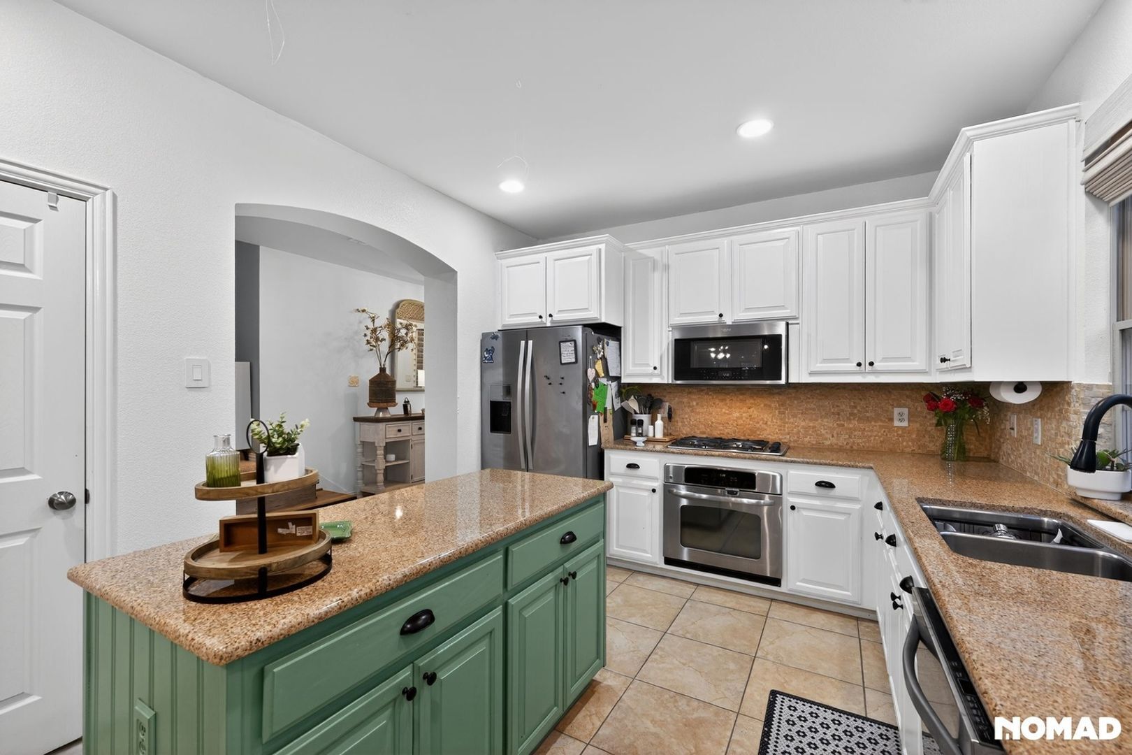 Building Photo - 1128 Wilson Dr