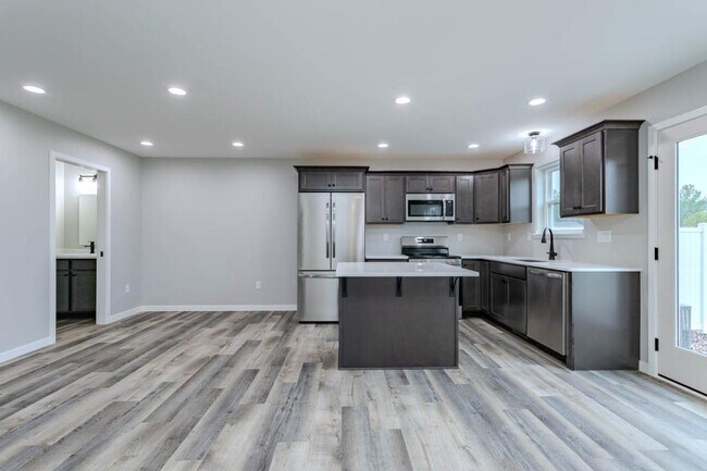 Building Photo - 3506 Green Pastures Ln