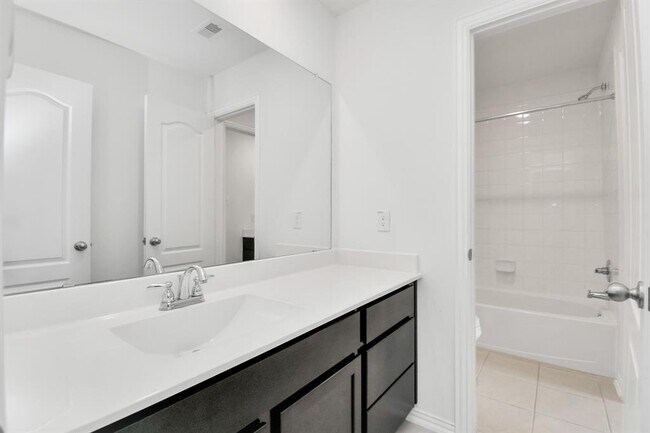 Building Photo - 3316 Harmony View Ln
