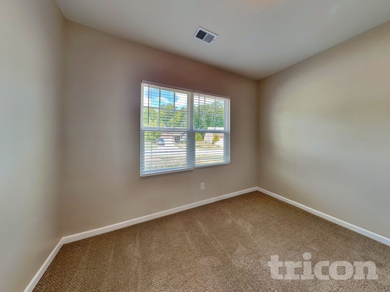 Building Photo - 297 Mccall Wy