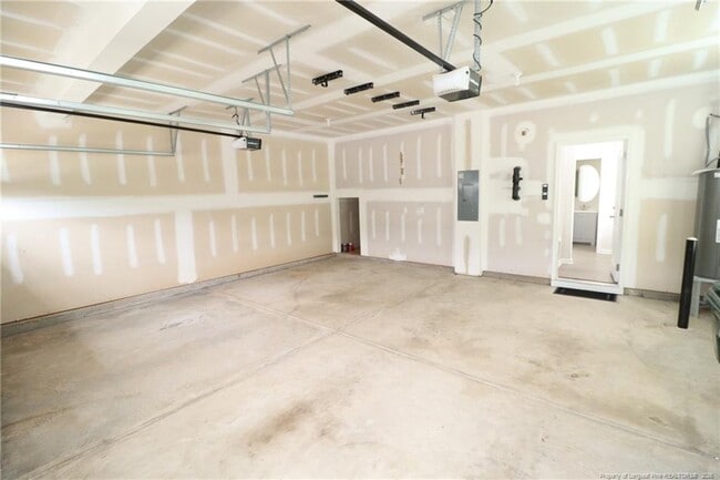 Building Photo - 104 Kineton Woods Way