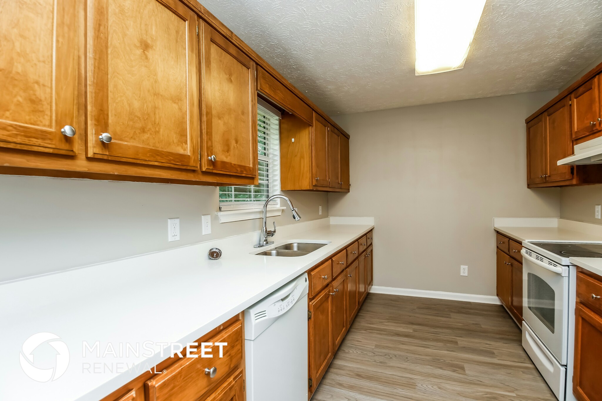 Building Photo - 5510 Apache Trail