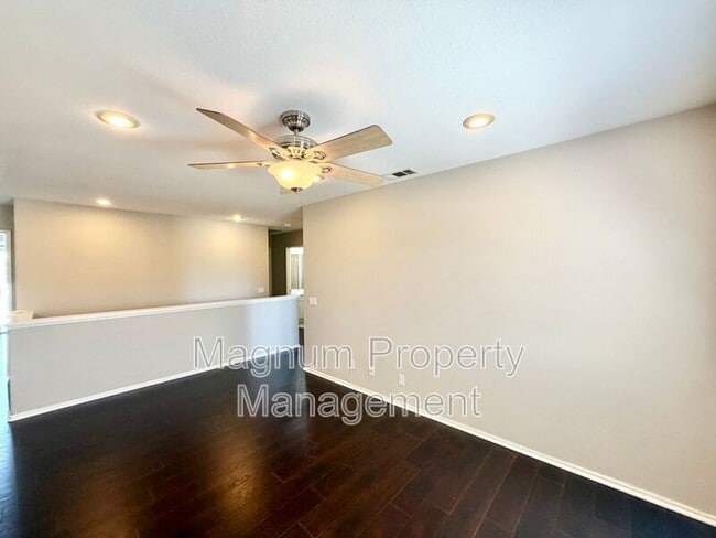 Building Photo - 42041 Delmonte St
