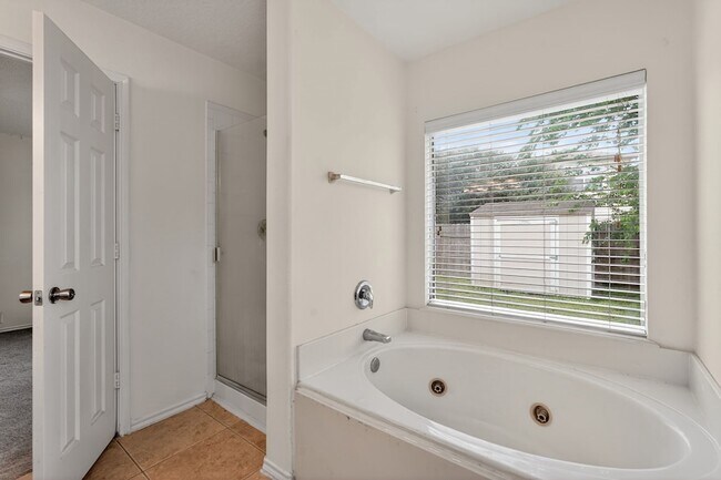 Building Photo - 20114 Larkspur Landing