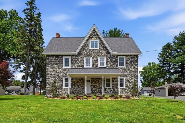 Building Photo - 1512 Naamans Creek Rd