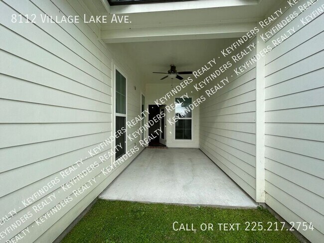 Building Photo - 8112 Village Lake Ave